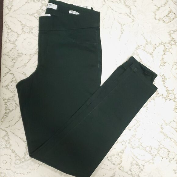 Nine West Women's Green, Heidi pull-on Skinny Yoga Stretch Twill Size 4 NWT - Picture 1 of 16
